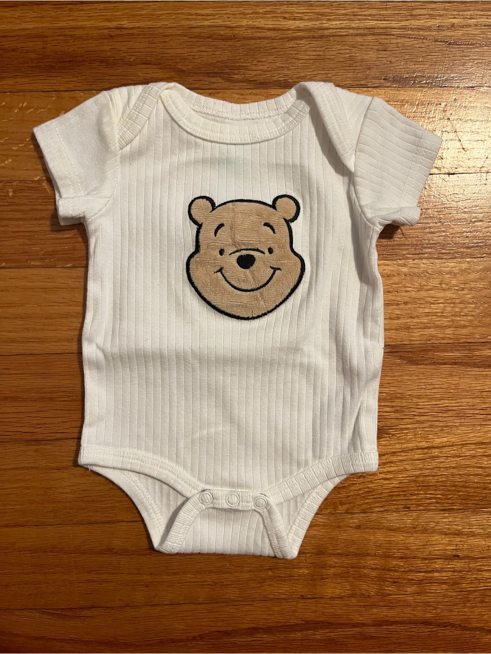 Disney Baby Winnie the Pooh onesie ribbed bodysuit embroidered patch 0-3M white